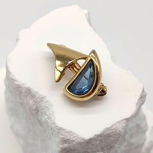 Vintage Gold Tone Sailboat Brooch Pin